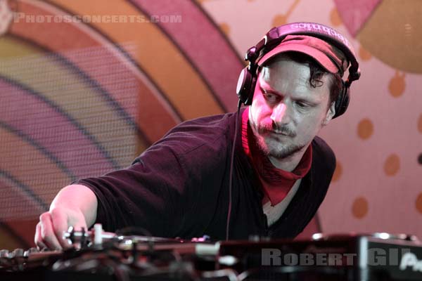 DJ KOZE - 2011-09-10 - PARIS - Parc de Bagatelle - 